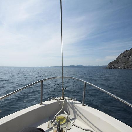 Hostal Juventus Portbou Eksteriør billede