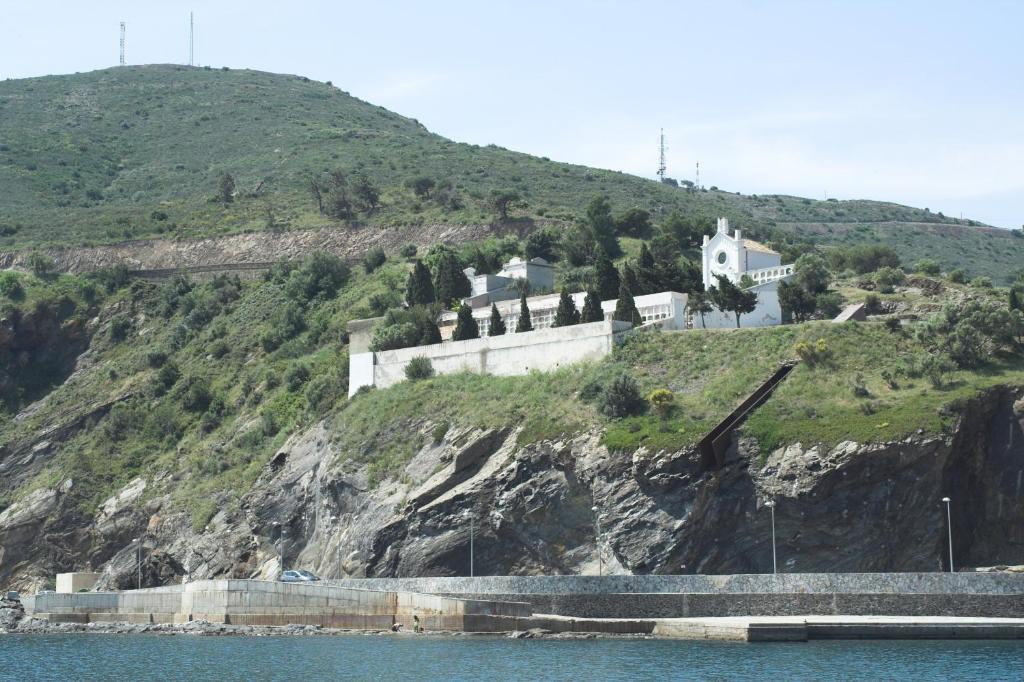 Hostal Juventus Portbou Eksteriør billede