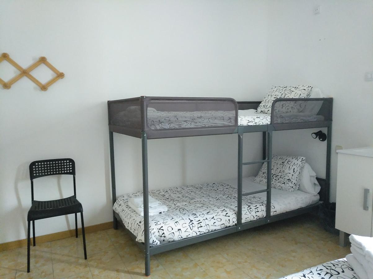 Hostal Juventus Portbou Eksteriør billede